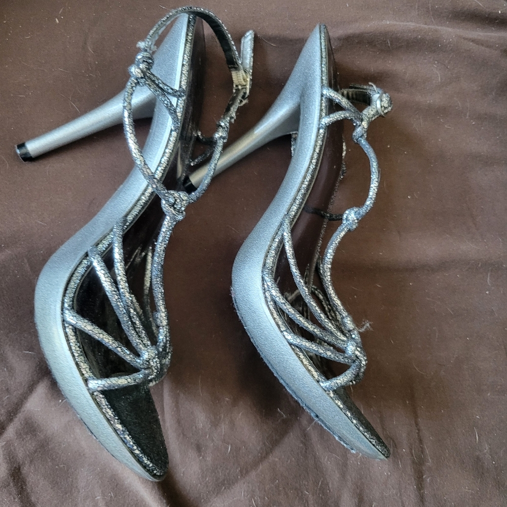 Carlos by Carlos Santana Silver Glitter Knotted Strappy Heels - Picture 5 of 6